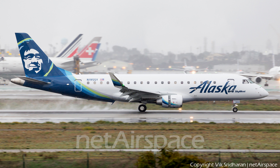Alaska Airlines (Skywest) Embraer ERJ-175LR (ERJ-170-200LR) (N195SY) | Photo 227265