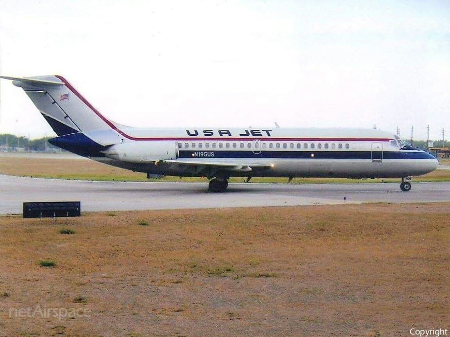 USA Jet Airlines Douglas DC-9-15RC (N195US) | Photo 73214