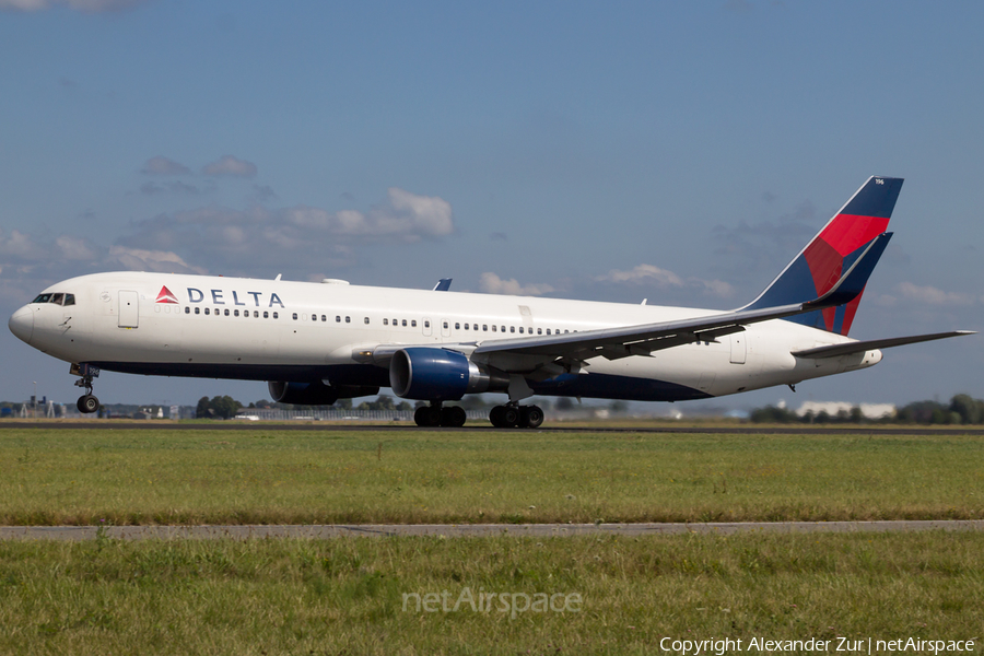 Delta Air Lines Boeing 767-332(ER) (N196DN) | Photo 140966
