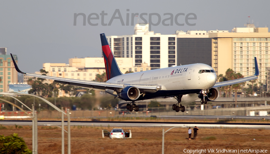 Delta Air Lines Boeing 767-332(ER) (N196DN) | Photo 119434