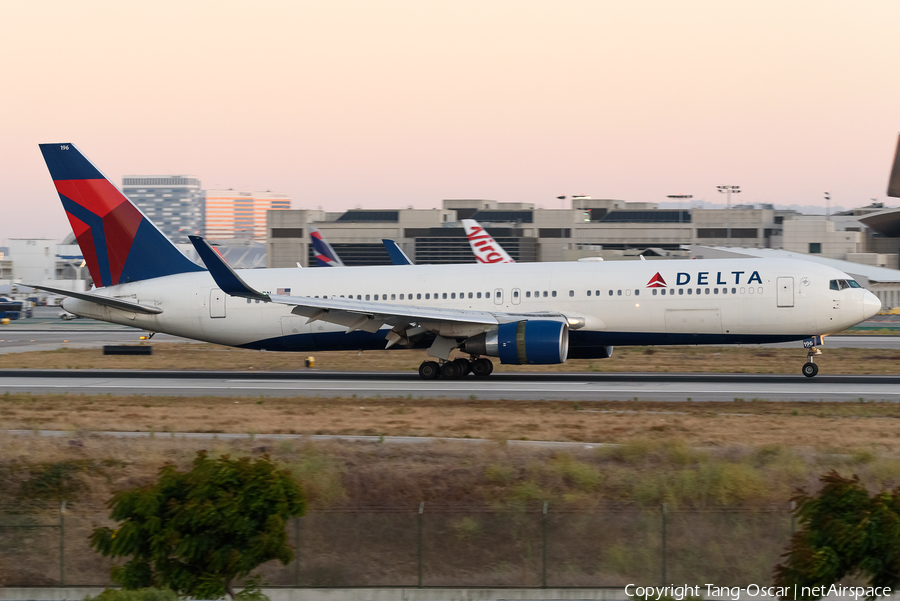 Delta Air Lines Boeing 767-332(ER) (N196DN) | Photo 489540