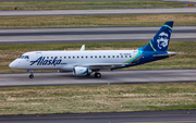 Alaska Airlines (Skywest) Embraer ERJ-175LR (ERJ-170-200LR) (N196SY) at  Portland - International, United States