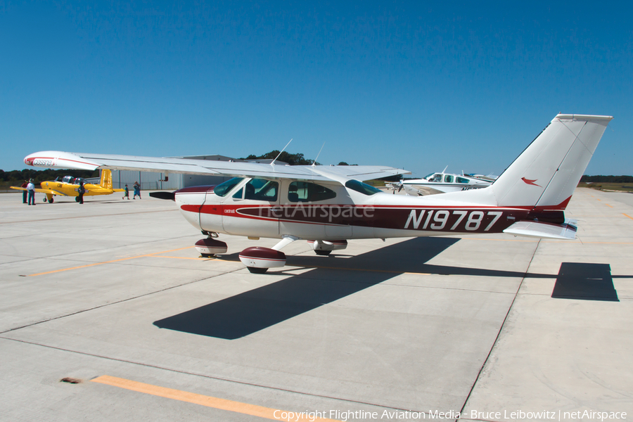 (Private) Cessna 177B Cardinal (N19787) | Photo 81169