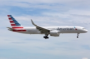 American Airlines Boeing 757-223 (N197AN) at  Miami - International, United States