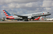 American Airlines Boeing 757-223 (N197AN) at  Miami - International, United States