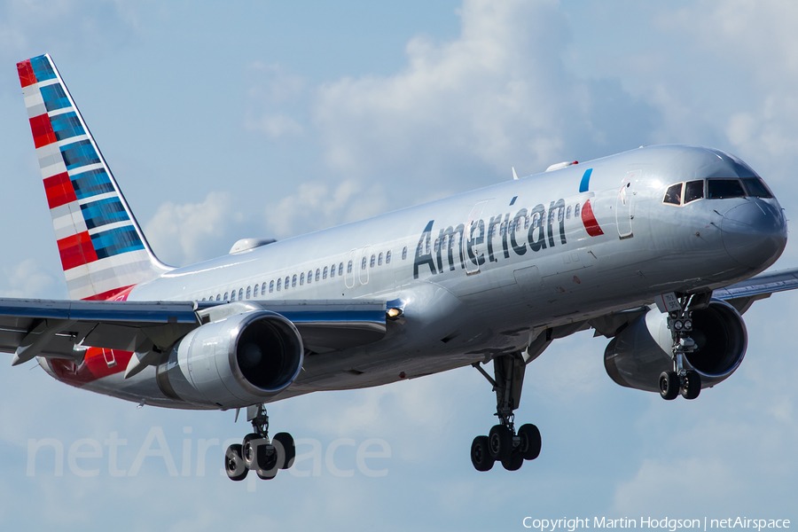 American Airlines Boeing 757-223 (N197AN) | Photo 229780