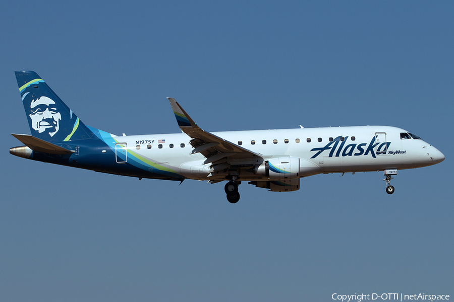 Alaska Airlines (Skywest) Embraer ERJ-175LR (ERJ-170-200LR) (N197SY) | Photo 522502