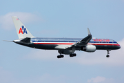 American Airlines Boeing 757-223 (N198AA) at  New York - John F. Kennedy International, United States