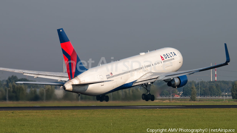 Delta Air Lines Boeing 767-332(ER) (N198DN) | Photo 137064