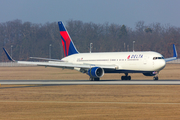 Delta Air Lines Boeing 767-332(ER) (N198DN) at  Frankfurt am Main, Germany