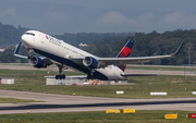 Delta Air Lines Boeing 767-332(ER) (N198DN) at  Zurich - Kloten, Switzerland