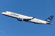 JetBlue Airways Embraer ERJ-190AR (ERJ-190-100IGW) (N198JB) at  Newark - Liberty International, United States
