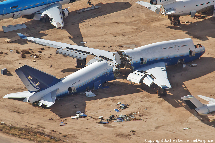 United Airlines Boeing 747-422 (N198UA) | Photo 97169