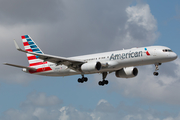 American Airlines Boeing 757-223 (N199AN) at  Miami - International, United States