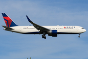 Delta Air Lines Boeing 767-322(ER) (N199DN) at  New York - John F. Kennedy International, United States