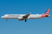 American Airlines Airbus A321-211 (N199UW) at  Las Vegas - Harry Reid International, United States