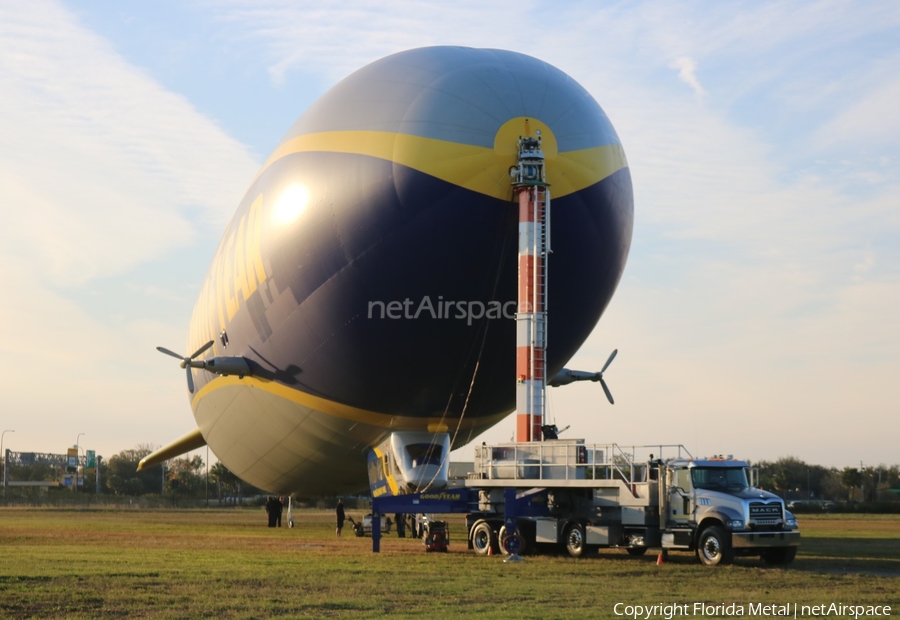 Goodyear Blimp Zeppelin NT LZ N07 (N1A) | Photo 549420