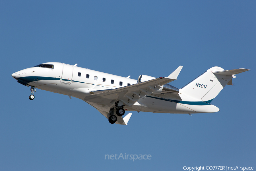 (Private) Bombardier CL-600-2B16 Challenger 605 (N1CU) | Photo 37752