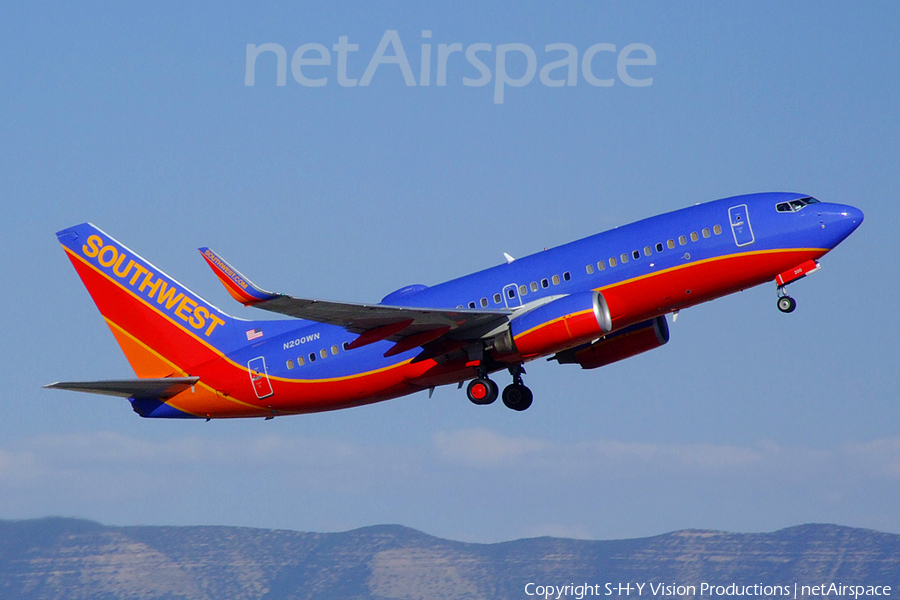 Southwest Airlines Boeing 737-7H4 (N200WN) | Photo 7347