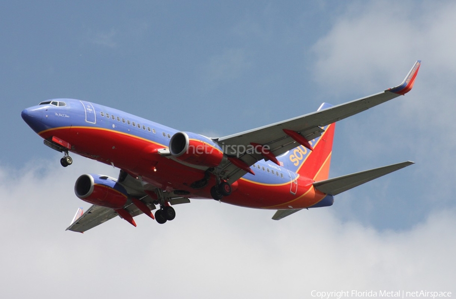 Southwest Airlines Boeing 737-7H4 (N201LV) | Photo 326442