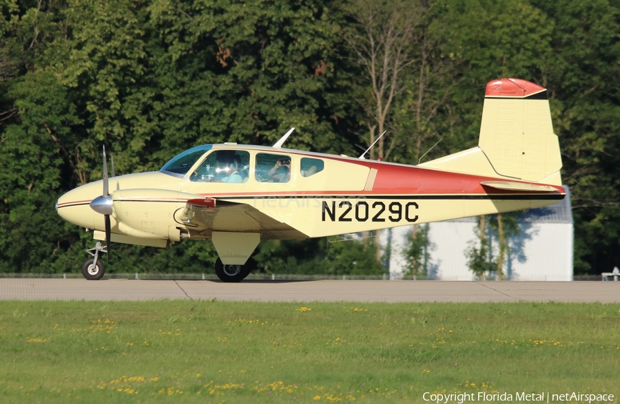 (Private) Beech B95 Travel Air (N2029C) | Photo 328421