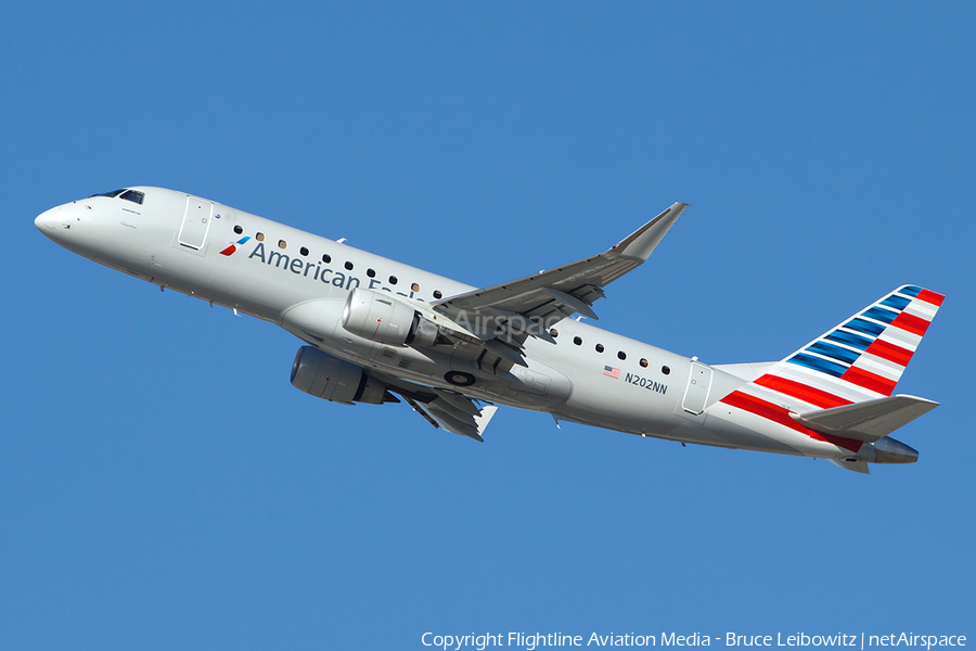 American Eagle (Compass Airlines) Embraer ERJ-175LR (ERJ-170-200LR) (N202NN) | Photo 103763