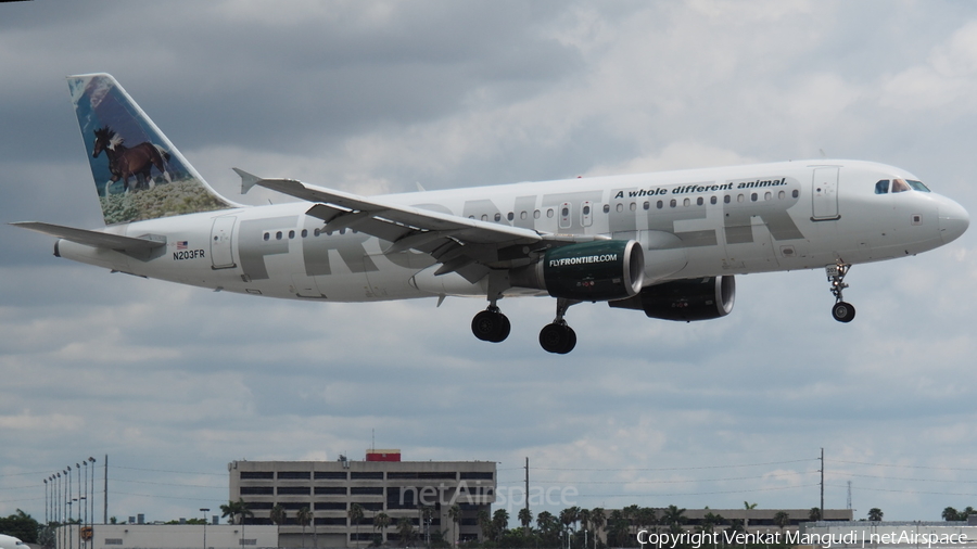 Frontier Airlines Airbus A320-214 (N203FR) | Photo 135200