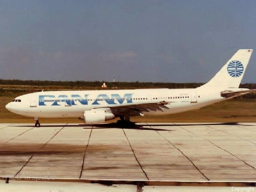 Pan Am - Pan American World Airways Airbus A300B4-203 (N203PA) | Photo 494474