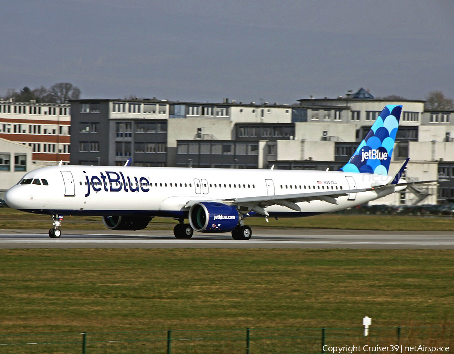 JetBlue Airways Airbus A321-271NX (N2043J) | Photo 388032