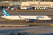 JetBlue Airways Airbus A321-271NX (N2047J) at  New York - John F. Kennedy International, United States