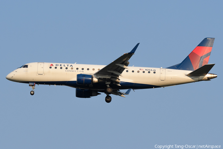 Delta Connection (Shuttle America) Embraer ERJ-175LR (ERJ-170-200LR) (N204JQ) | Photo 566377