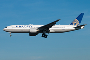 United Airlines Boeing 777-222(ER) (N204UA) at  London - Heathrow, United Kingdom