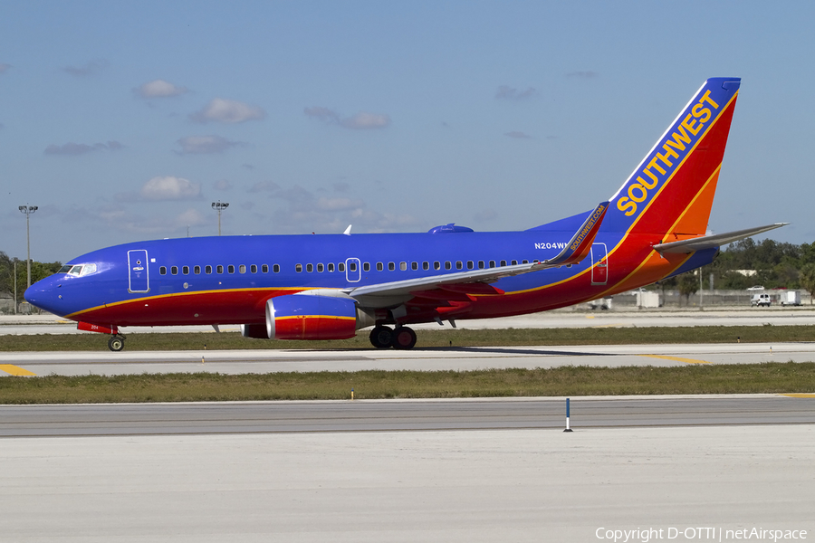 Southwest Airlines Boeing 737-7H4 (N204WN) | Photo 431259