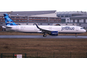 JetBlue Airways Airbus A321-271NX (N2059J) at  Hamburg - Finkenwerder, Germany