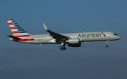 American Airlines Boeing 757-23N (N205UW) at  Amsterdam - Schiphol, Netherlands