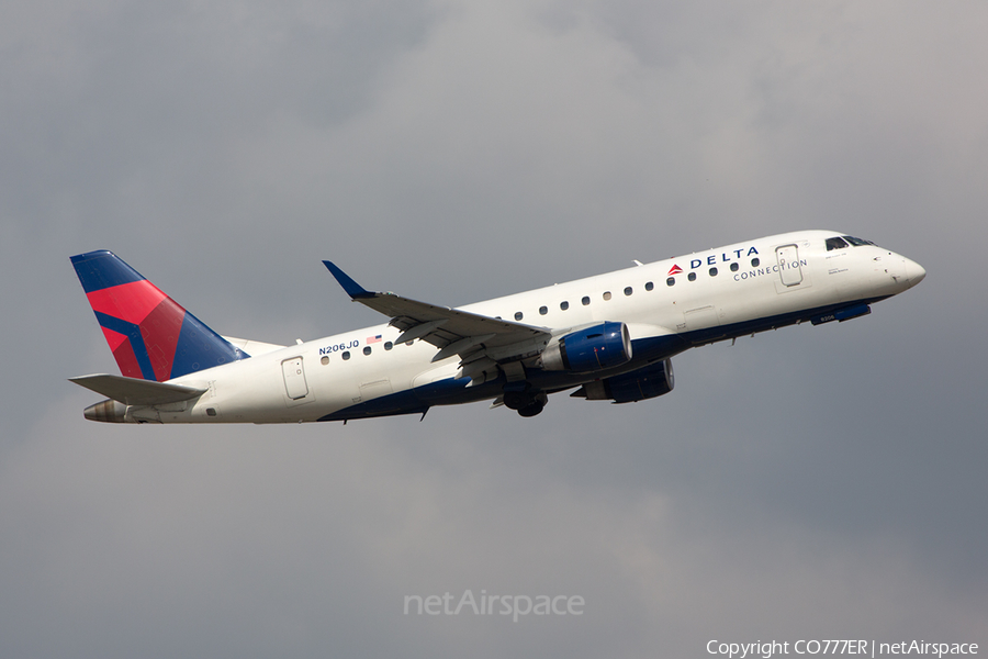 Delta Connection (Shuttle America) Embraer ERJ-175LR (ERJ-170-200LR) (N206JQ) | Photo 77887