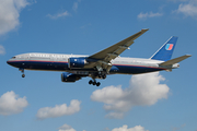 United Airlines Boeing 777-222(ER) (N206UA) at  London - Heathrow, United Kingdom