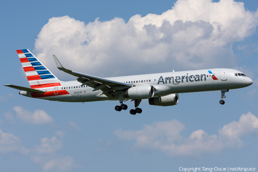 American Airlines Boeing 757-2B7 (N206UW) | Photo 424386