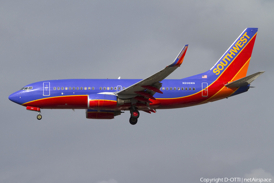 Southwest Airlines Boeing 737-7H4 (N206WN) | Photo 426660