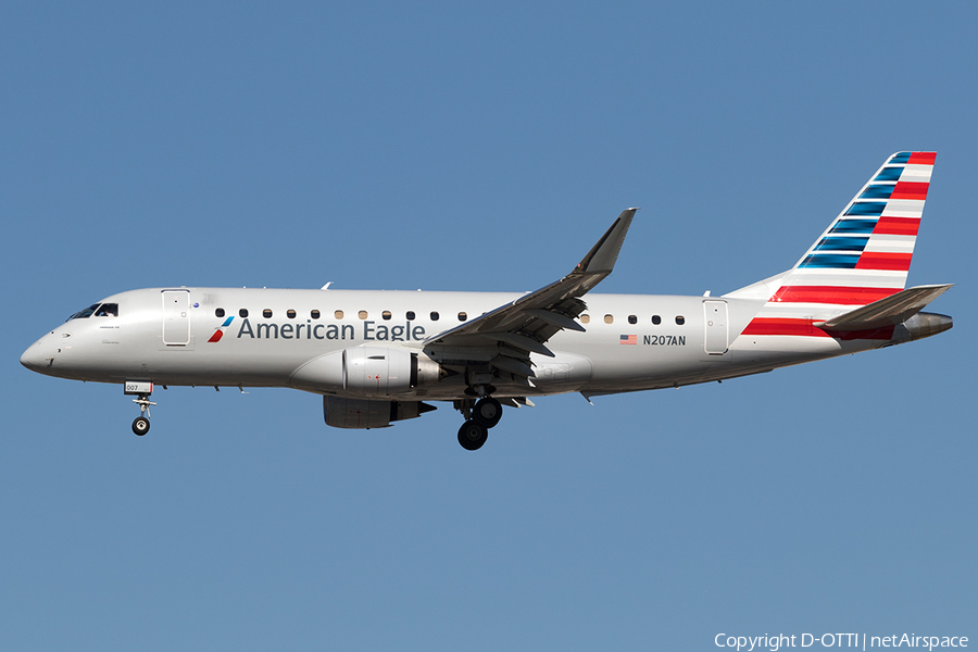 American Eagle (Compass Airlines) Embraer ERJ-175LR (ERJ-170-200LR) (N207AN) | Photo 144971