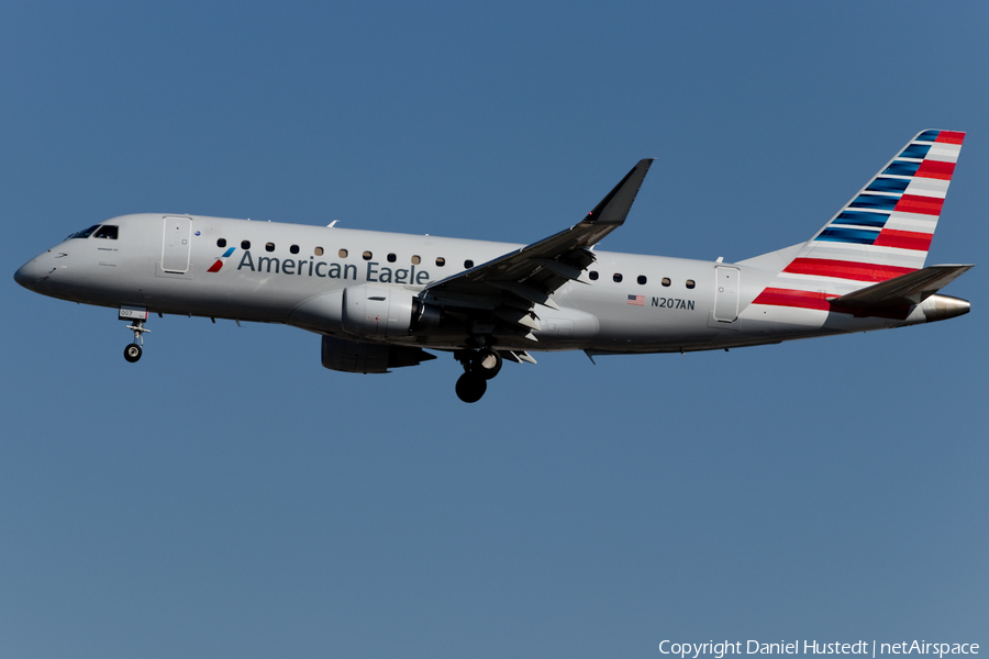 American Eagle (Compass Airlines) Embraer ERJ-175LR (ERJ-170-200LR) (N207AN) | Photo 446768