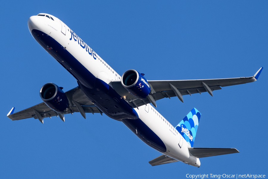 JetBlue Airways Airbus A321-271NX (N2084J) | Photo 425865
