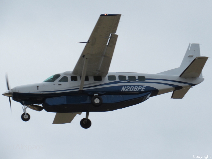 (Private) Cessna 208B Grand Caravan EX (N208PE) | Photo 292818