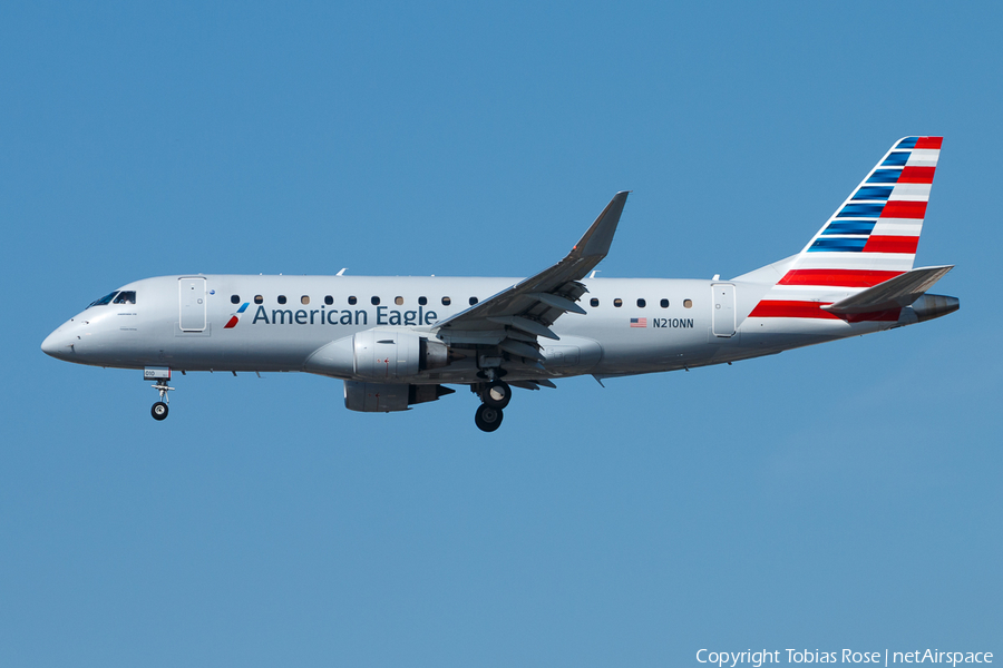 American Eagle (Compass Airlines) Embraer ERJ-175LR (ERJ-170-200LR) (N210NN) | Photo 300738