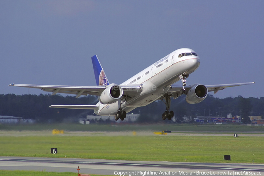 Continental Airlines Boeing 757-224 (N21108) | Photo 172110