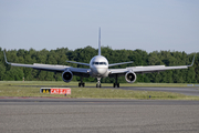 United Airlines Boeing 757-224 (N21108) at  Hamburg - Fuhlsbuettel (Helmut Schmidt), Germany