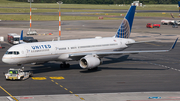 United Airlines Boeing 757-224 (N21108) at  Hamburg - Fuhlsbuettel (Helmut Schmidt), Germany