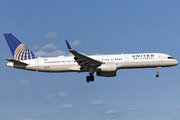 United Airlines Boeing 757-224 (N21108) at  Orlando - International (McCoy), United States