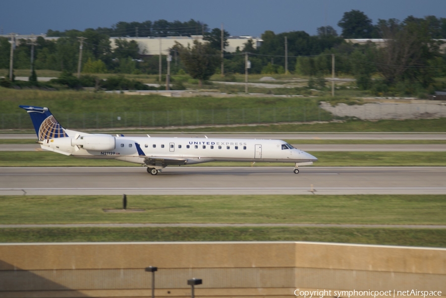 United Express (Trans States Airlines) Embraer ERJ-145XR (N21129) | Photo 263745