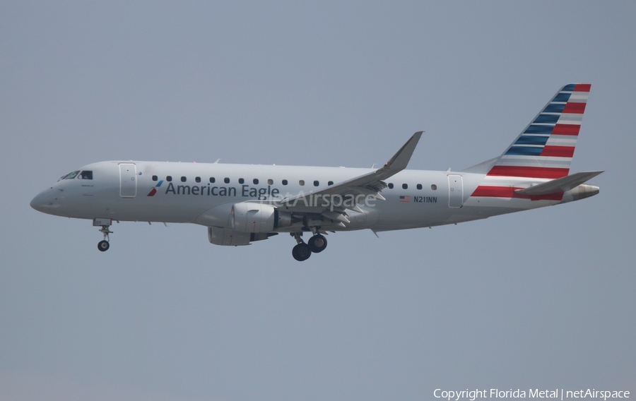 American Eagle (Compass Airlines) Embraer ERJ-175LR (ERJ-170-200LR) (N211NN) | Photo 300402